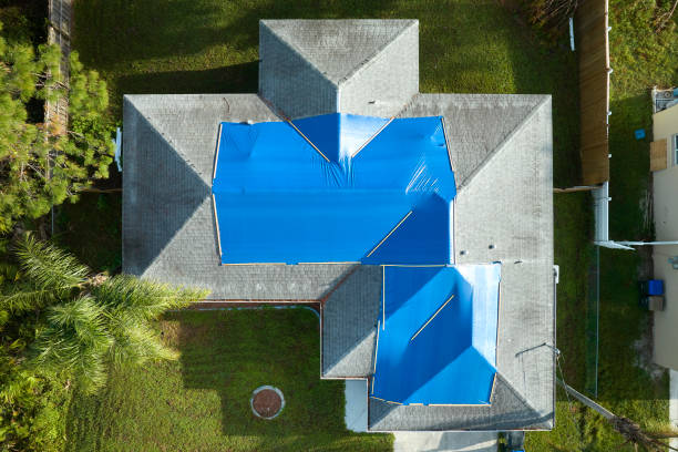 Best Solar Panel Roofing Installation  in Lden, MA